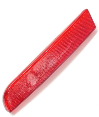Правий катафот заднього бампера LAMP2820 MATOMI