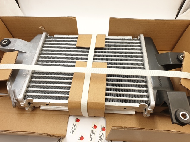 Радіатор інтеркулера Міцубісі Л200 4