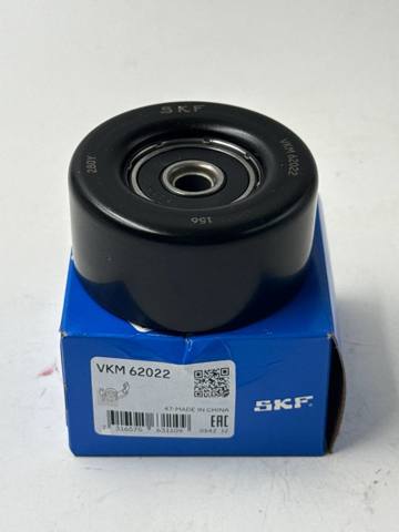 Натяжний ролик VKM62022 SKF