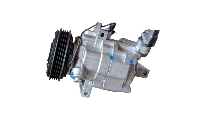 Насос кондиціонера 4709199 OPEL