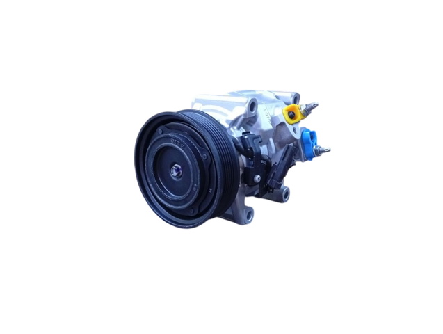 Компресор кліматичної установки 68084913AB CHRYSLER