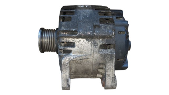 Авто генератор TG15C058 VALEO