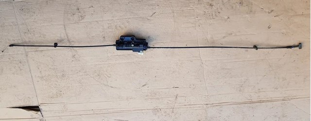 Трос відкриття капота 106181600D TESLA