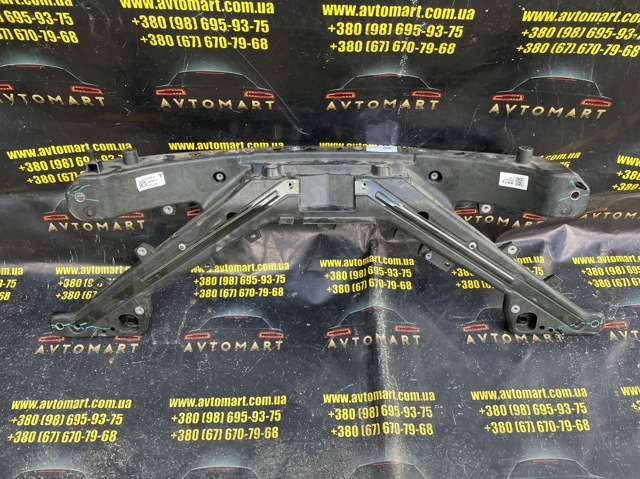 Окуляр для фари 166002600A Tesla Model