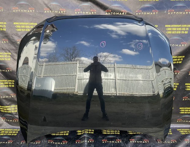 Капот 8T0823029D VAG