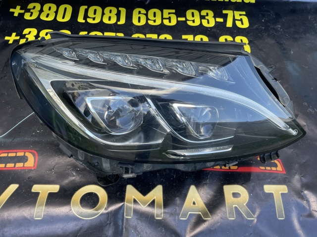 Фара правая A2059069401 MERCEDES