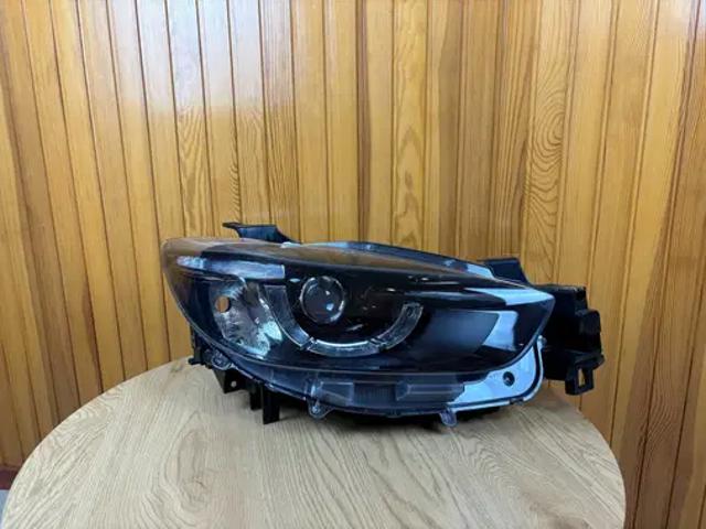 Права блок фара KA1L51030C MAZDA