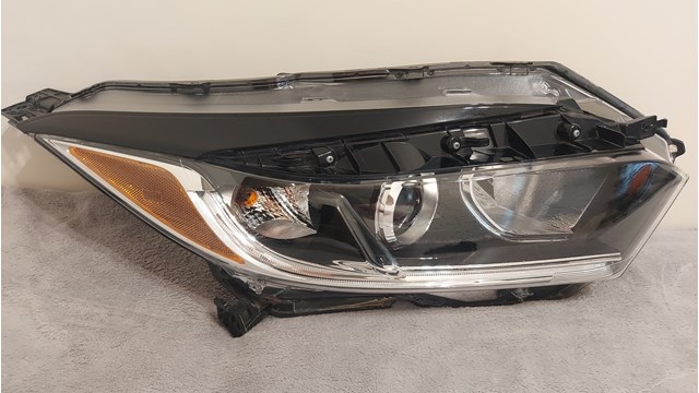 Фара комбінована, передня 33100T7AA31 HONDA