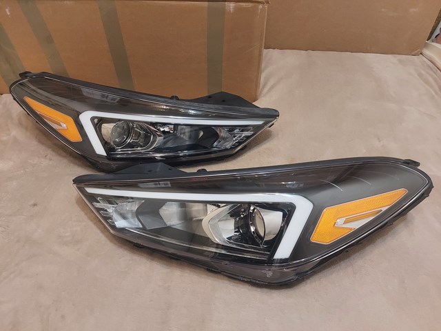 Блок фара ліва 92101D3 HYUNDAI