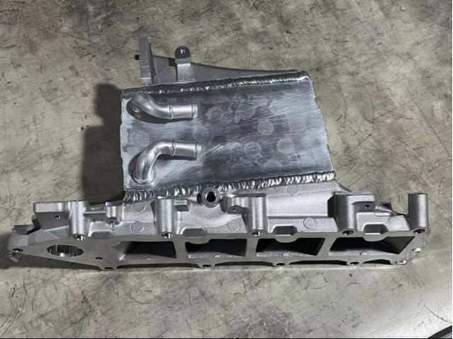 Колектор впускний 04L129711AB VAG