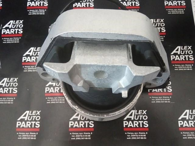 Права подушка мотора 4G0199381KP VAG