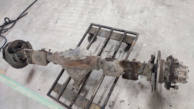 Міст середній в зборі 383005546R RENAULT