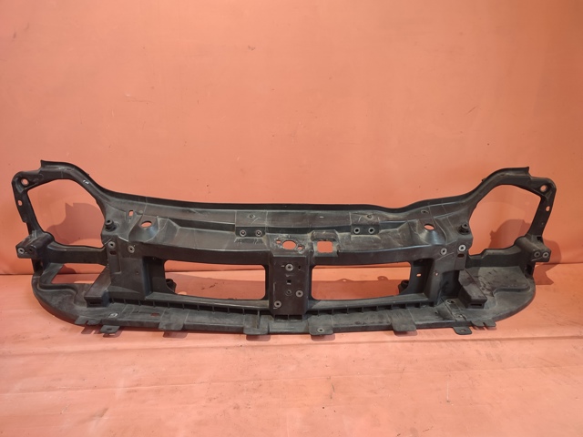 Супорт радіатора в зборі/монтажна панель кріплення фар 8200411918 RENAULT