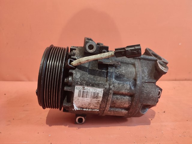 Насос кондиціонера 8200454172 RENAULT