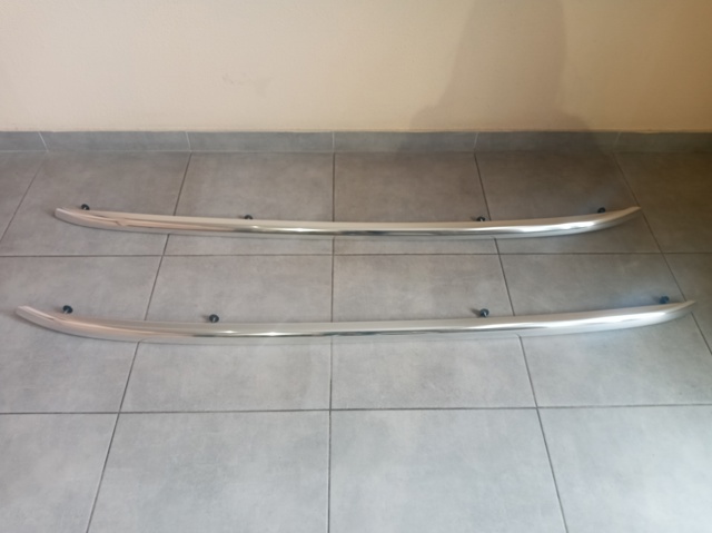 Автомобільний рейлінг на дах лівий 8R0860021J VAG