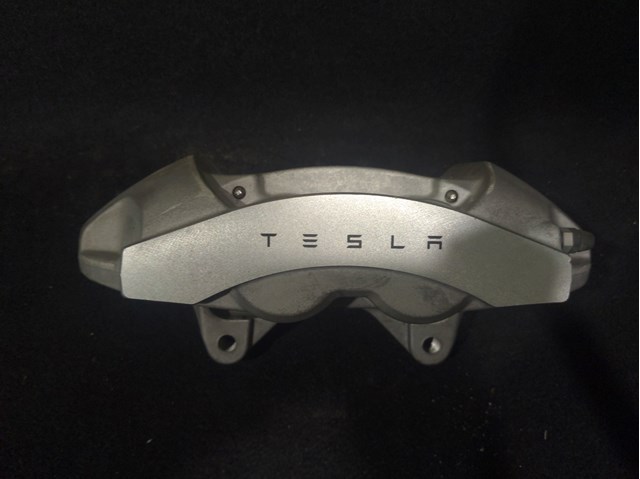 Супорт гальмівний, передній, правий 104462200E TESLA