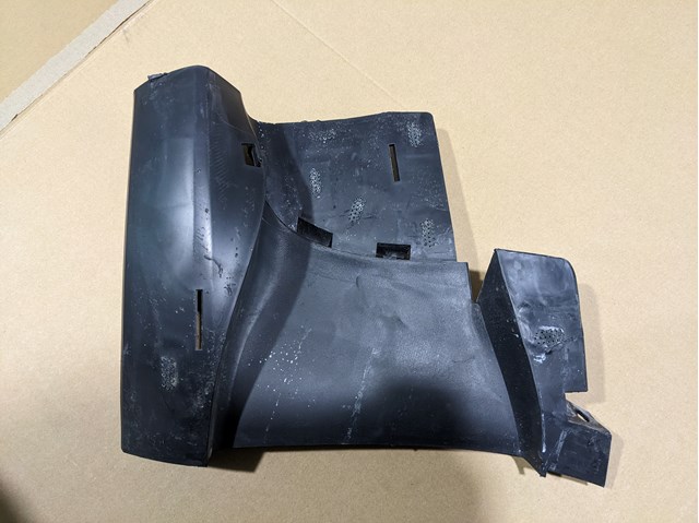 Кріплення бампера 108417500D Tesla Model