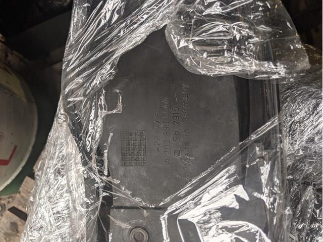Водостік лобового скла, жабо 2028300044 MERCEDES