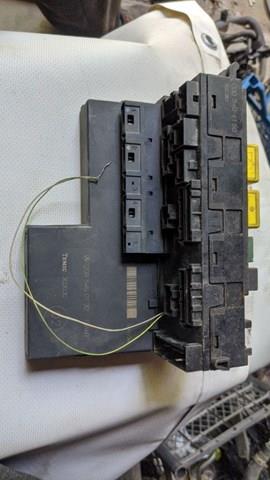 Блок керування сигналами SAM 2085450132 MERCEDES