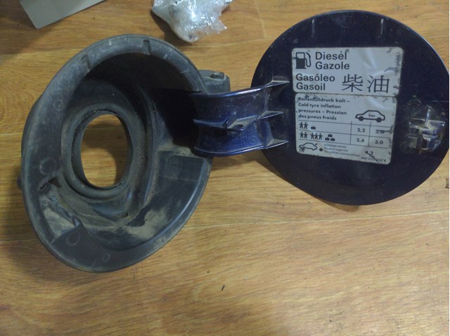 Дверцята бензобака 3B0809857C VAG