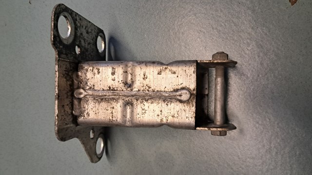 Кронштейн підсилювача переднього бампера 8200534771 RENAULT