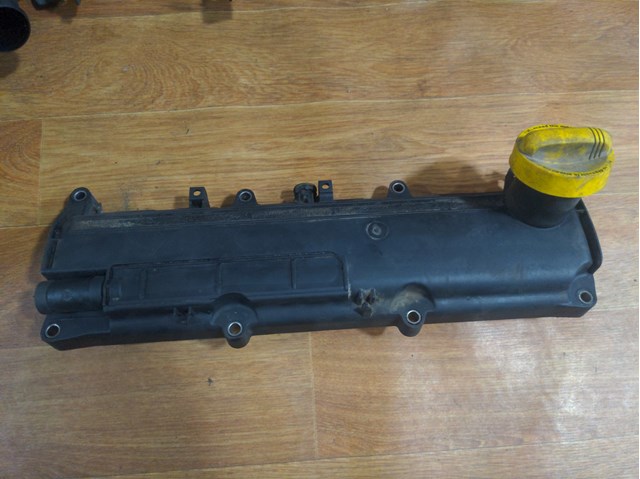 Кришка клапанна 8200608952 RENAULT