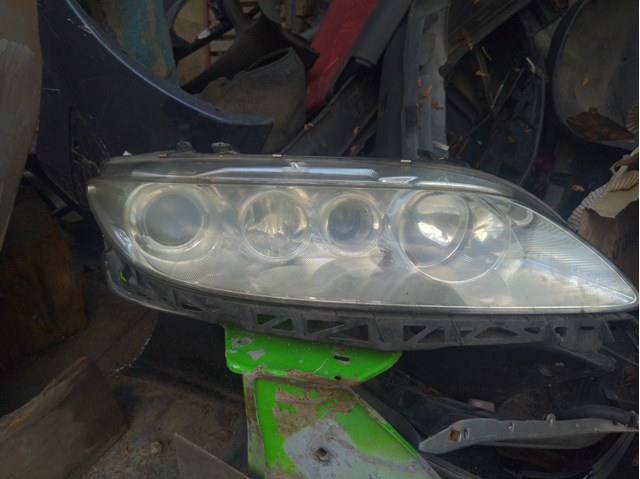 Фара передня права GJ6S51031B MAZDA