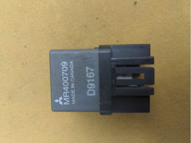 Блок управління вентилятором MR400709 MITSUBISHI