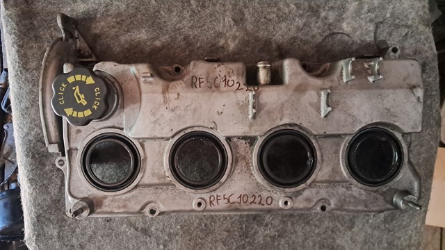 Кришка клапанна RF5C10220 MAZDA