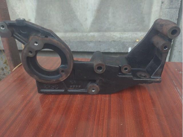 Кронштейн паливного насосу ПНВТ RF5C13G00 MAZDA