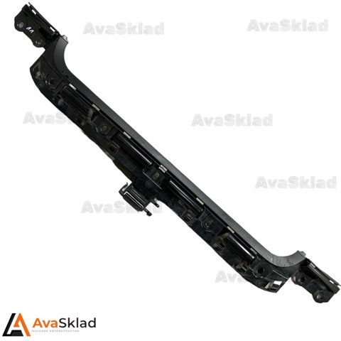 Кронштейн бампера заднього, центральний 51127058521 BMW