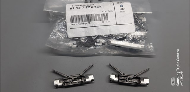 Хомут кріплення глушника задній 51137232420 BMW