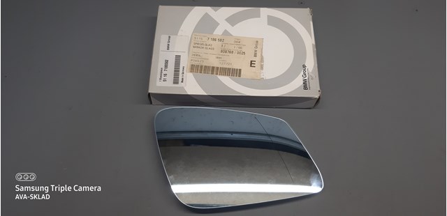 Дзеркальний елемент правий 51167186582 BMW