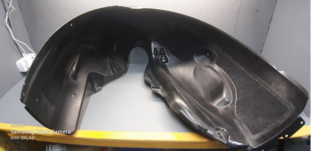 Підкрилок заднього крила, правий 51717896624 BMW
