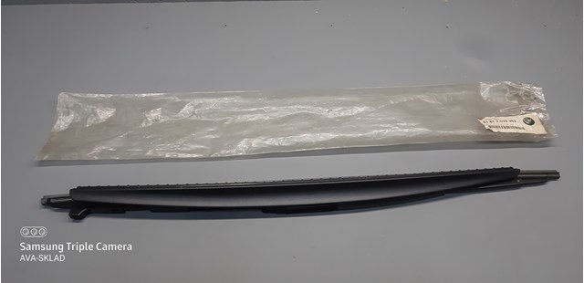 Щітка склоочисника лобового скла, водійська 61617039253 BMW
