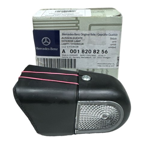 Показник повороту, лівий A0018208256 MERCEDES