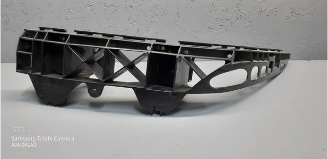 Кронштейн бампера заднього, правий A2198800252 MERCEDES