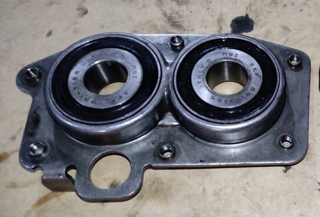 Підшипник коробки передач 02T311206E VAG