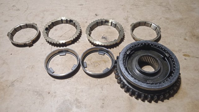 Кільце синхронізатора 02T311247 VAG