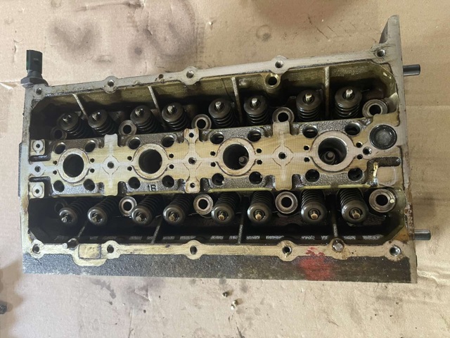 Головка блоку 03C103063BJ VAG