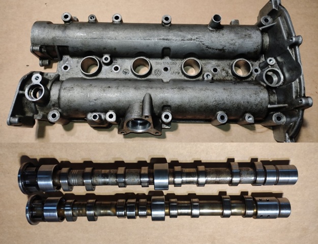 Кришка клапанів 03C103475AA VAG