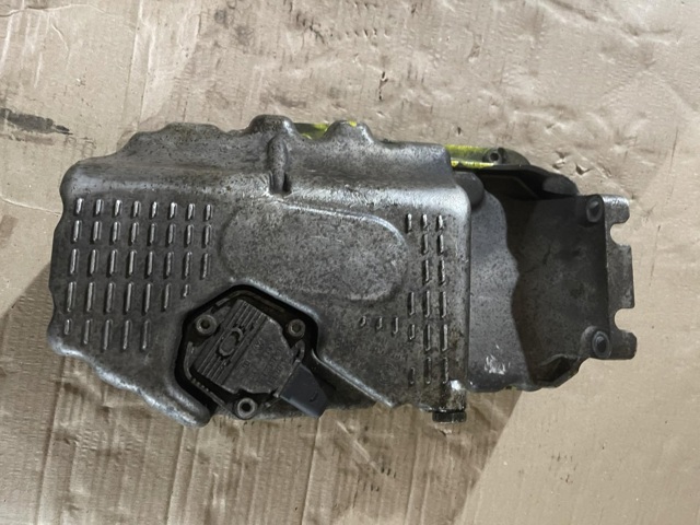 Піддон масляний картера двигуна 03C103603S VAG