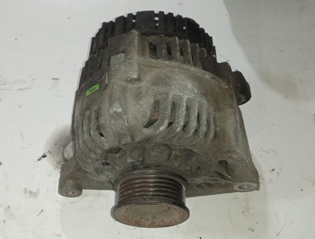 Генератор 058903016 VAG