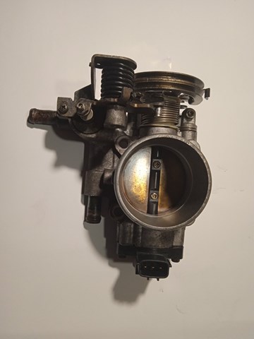 Блок дросельної заслінки 161192J201 NISSAN