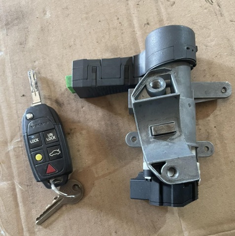 Замок запалювання 30753443 VOLVO