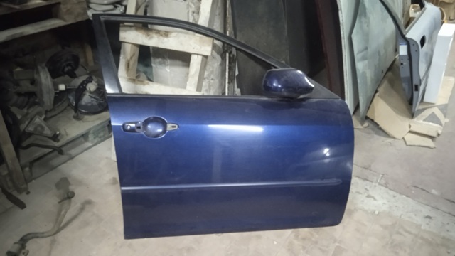 Пасажирські передні двері GJ9E58020F MAZDA