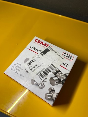 Хрестовина рульового механізму ST1639 GMB