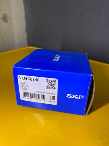 Ролик приводного ременя, паразитний VKM38240 SKF