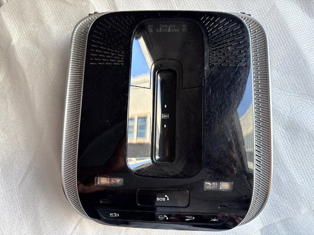 Плафони внутрішнього освітлення 0009009137 MERCEDES