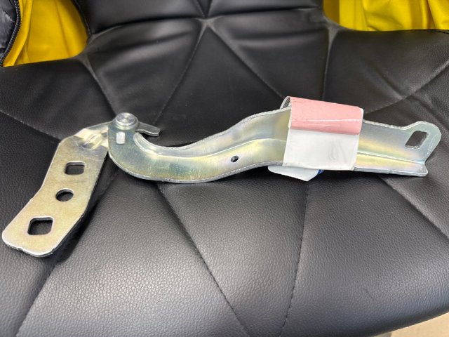 Петля капота, ліва 2370749 FORD